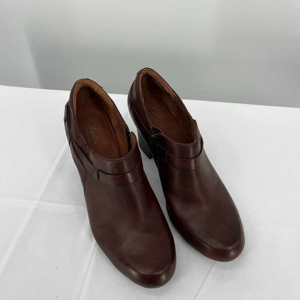 Clark’s Bendable Brown Leather Ankle Boots—NEW